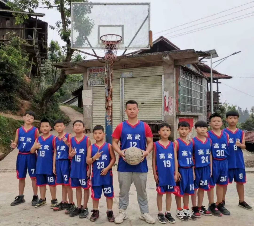 专业控卫如何调整心态应对高强度比赛_0